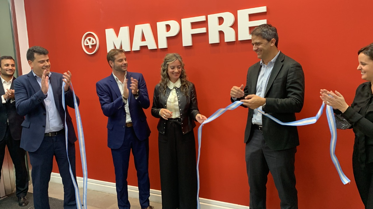 MAPFRE inauguró una nueva oficina de atención comercial en la Ciudad de Buenos Aires. La flamante sucursal se encuentra ubicada en Avenida Santa Fe 859...